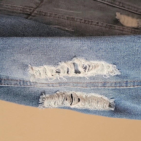 Distressed Denim Jacket - Picture 4 of 6